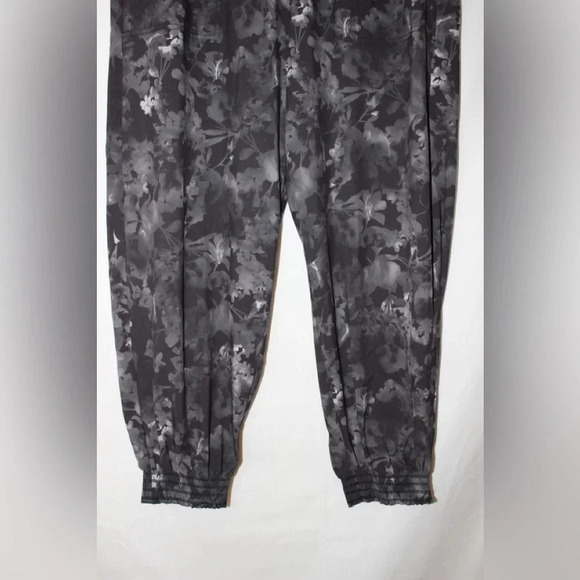 Athleta Savannah Activewear Joggers Size 10 - Picture 3 of 12
